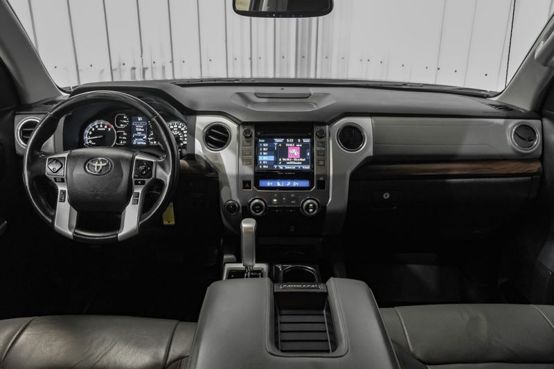 Photo 12 of 2018 Toyota Tundra Limited for sale in Katy, TX