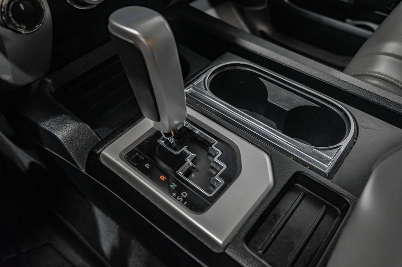 Photo 21 of 2018 Toyota Tundra Limited for sale in Katy, TX