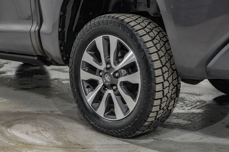 Photo 60 of 2018 Toyota Tundra Limited for sale in Katy, TX