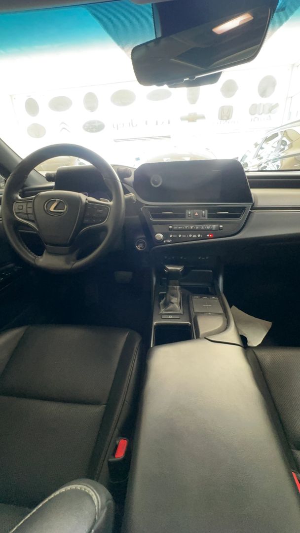 Photo 21 of 2022 Lexus Es 350 for sale in Houston, TX