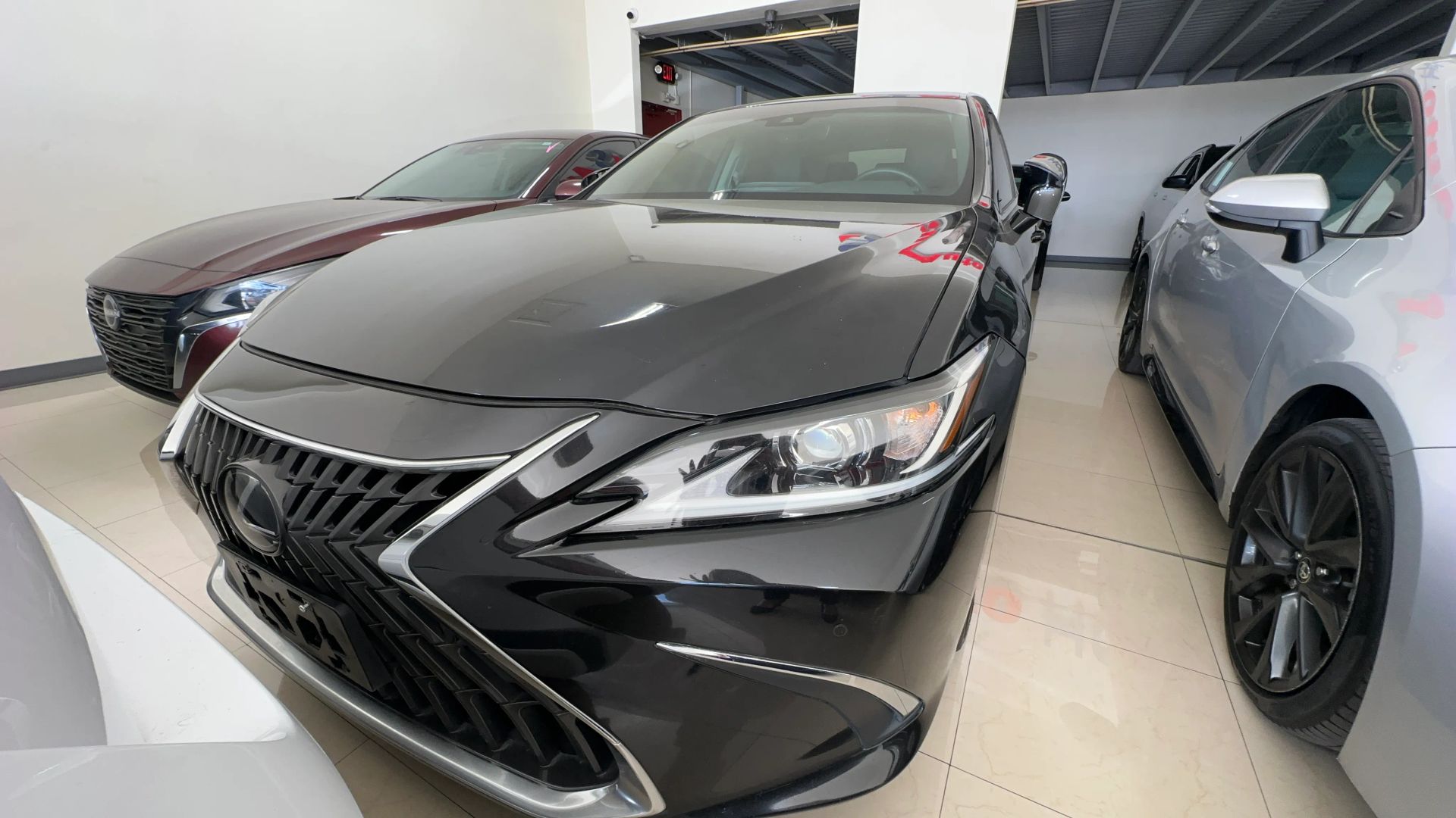 Photo 4 of 2022 Lexus Es 350 for sale in Houston, TX