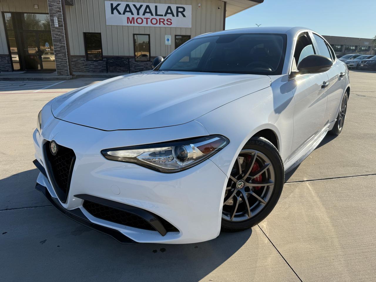 Photo 2 of 2019 Alfa Romeo Giulia (952) Giulia for sale in Houston, TX