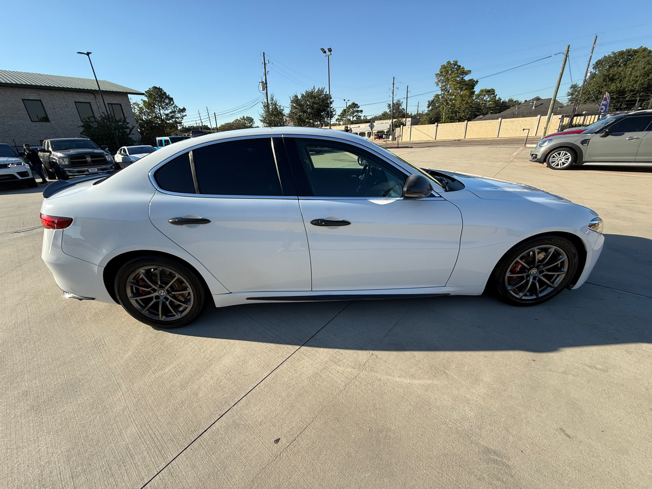 Photo 7 of 2019 Alfa Romeo Giulia (952) Giulia for sale in Houston, TX