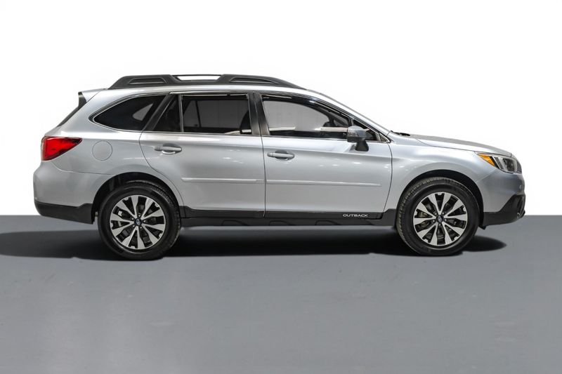 Photo 10 of 2017 Subaru Outback Limited for sale in Katy, TX