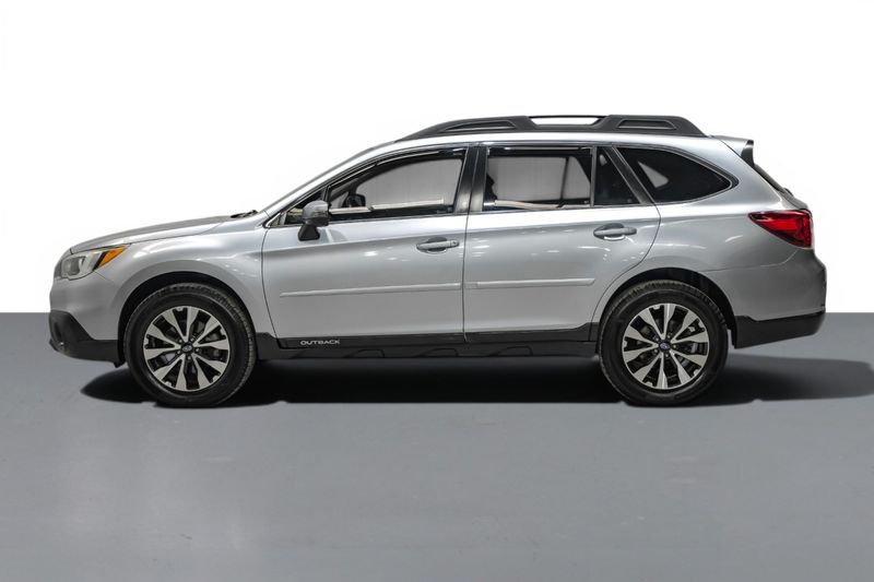 Photo 18 of 2017 Subaru Outback Limited for sale in Katy, TX