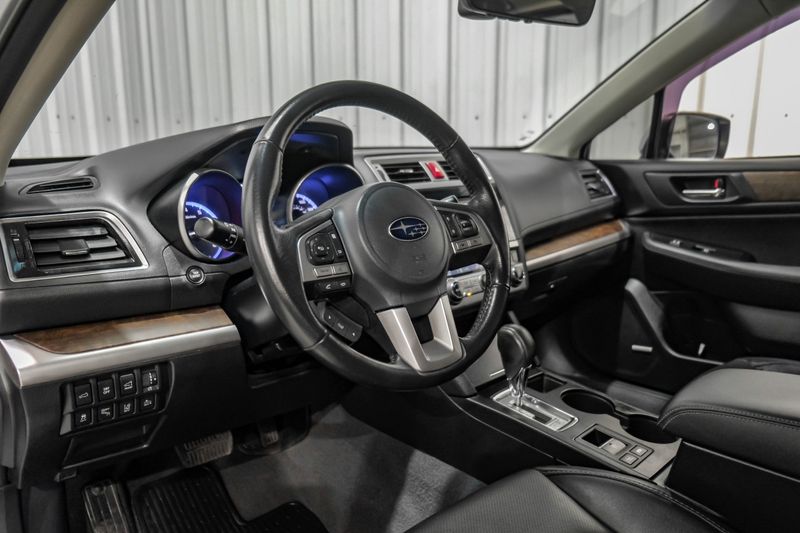 Photo 28 of 2017 Subaru Outback Limited for sale in Katy, TX