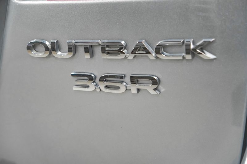 Photo 102 of 2017 Subaru Outback Limited for sale in Katy, TX