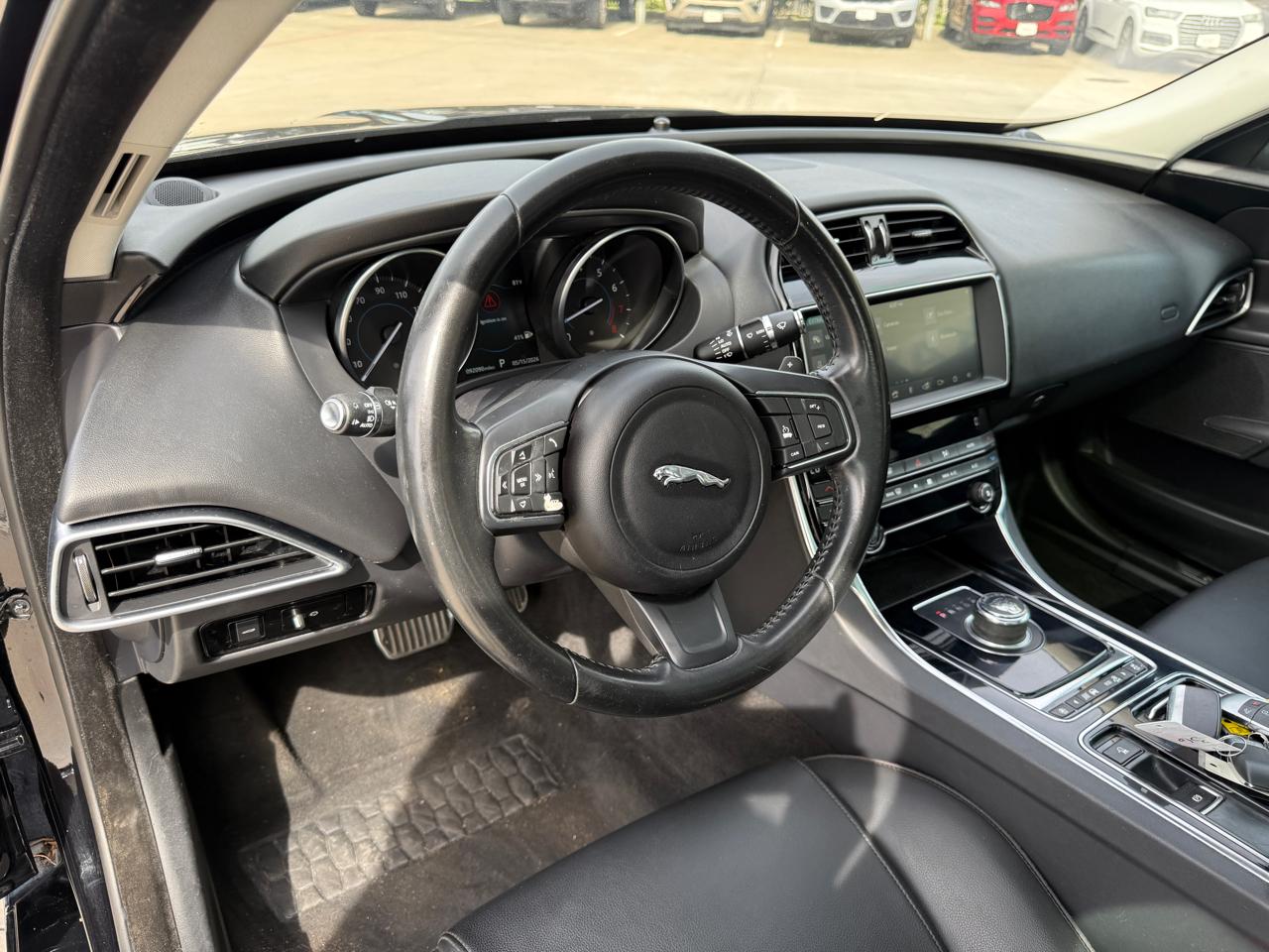 Photo 15 of 2019 Jaguar Xe Xe for sale in Houston, TX