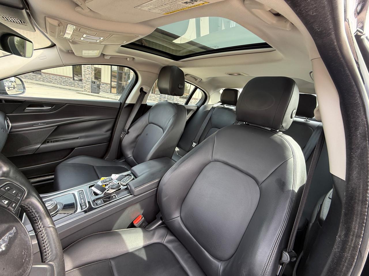 Photo 18 of 2019 Jaguar Xe Xe for sale in Houston, TX