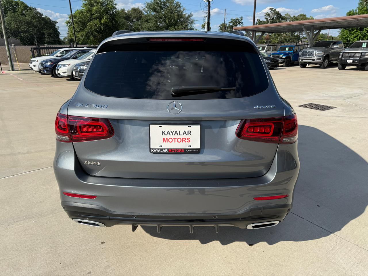 Photo 9 of 2022 Mercedes-Benz Glc-Class Glc300 for sale in Houston, TX
