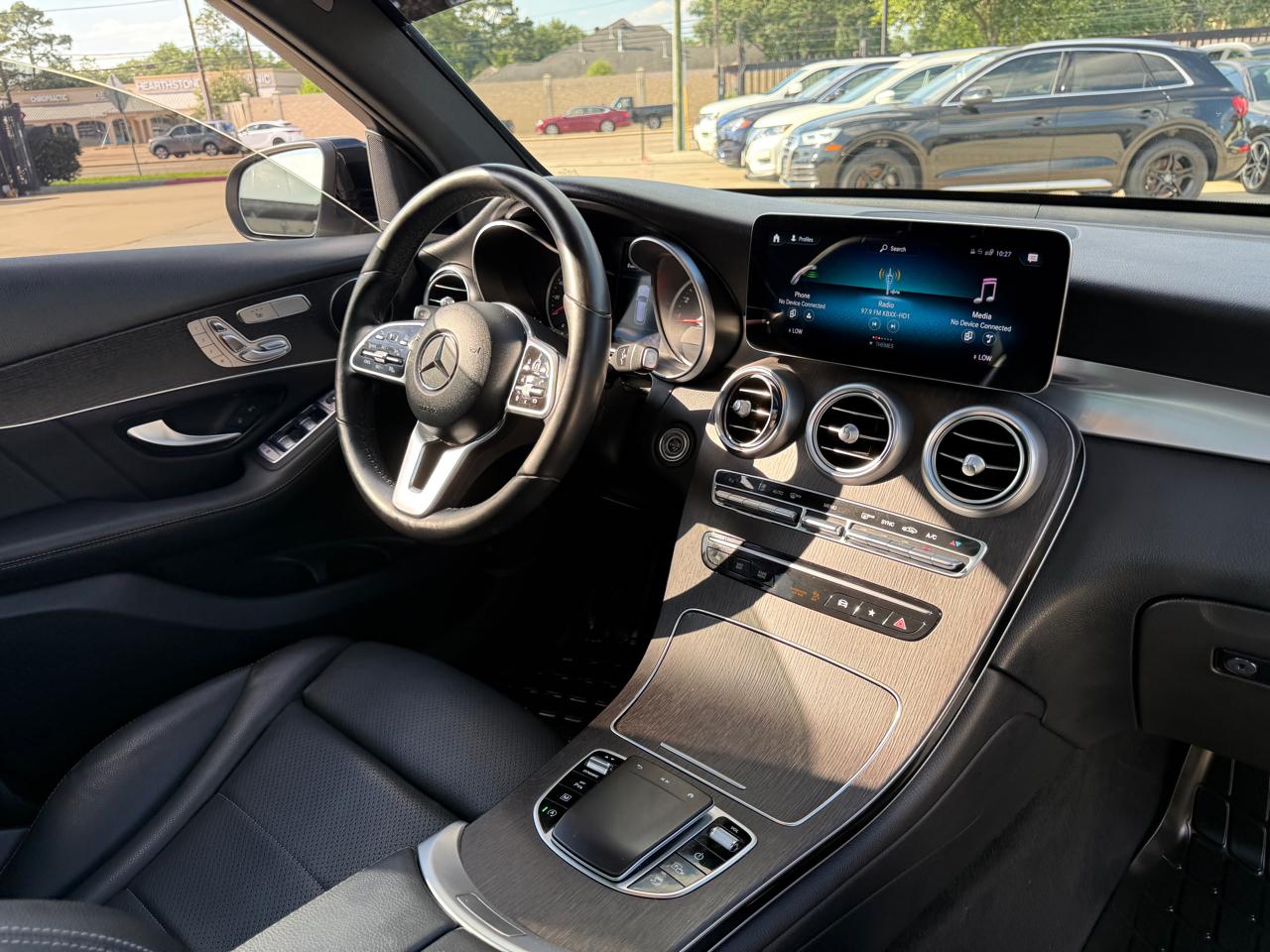 Photo 28 of 2022 Mercedes-Benz Glc-Class Glc300 for sale in Houston, TX