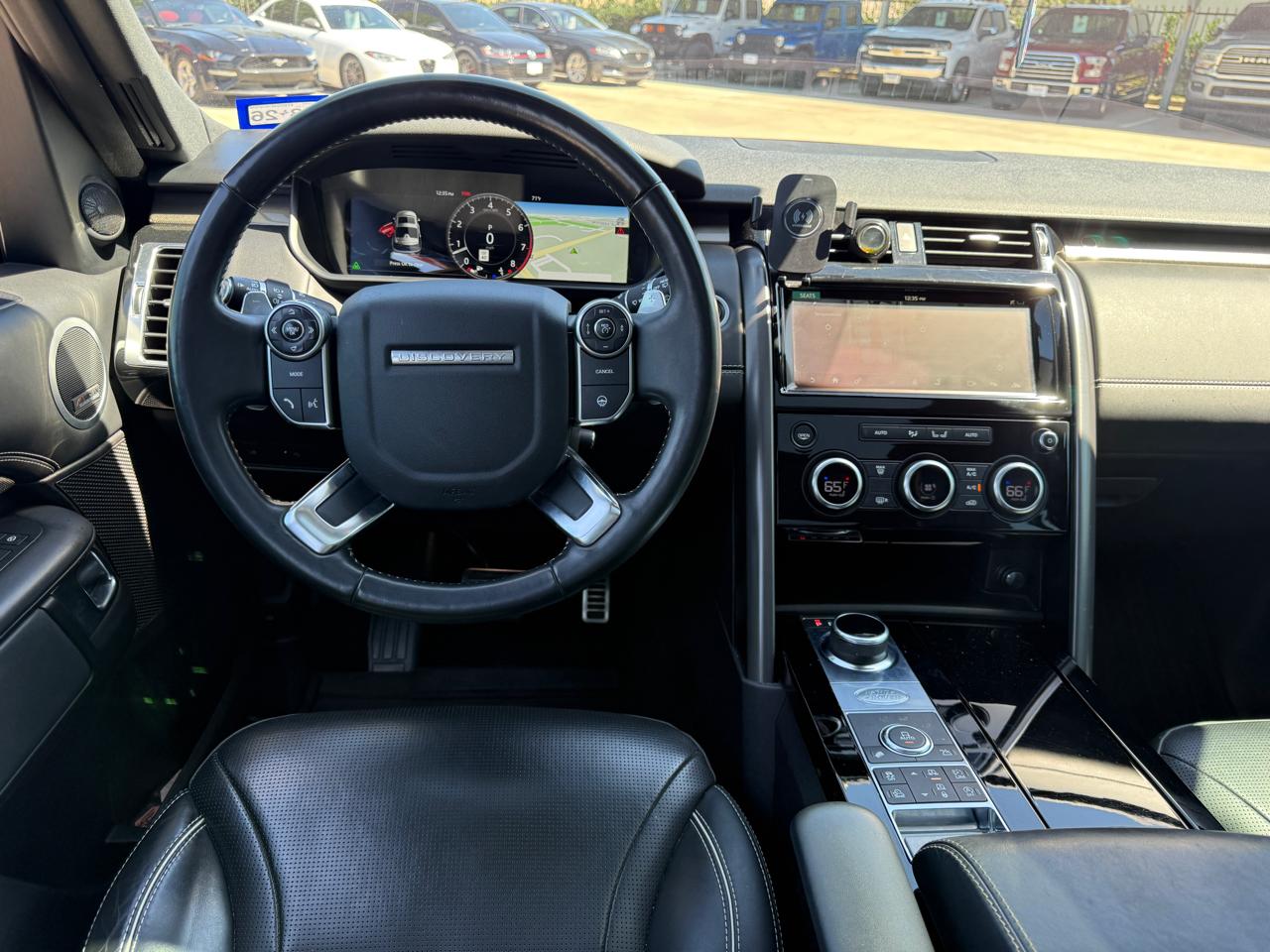 Photo 23 of 2018 Land Rover Discovery Hse for sale in Houston, TX