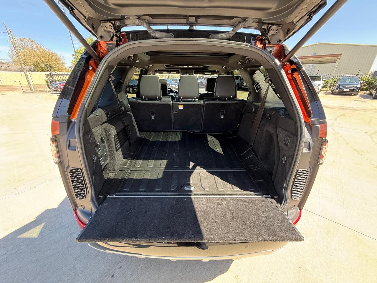 Photo 31 of 2018 Land Rover Discovery Hse for sale in Houston, TX