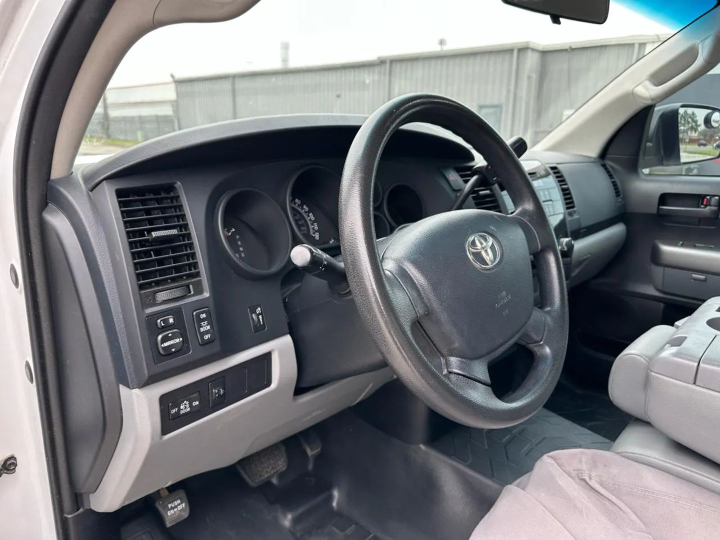 Photo 19 of 2013 Toyota Tundra for sale in Katy, TX