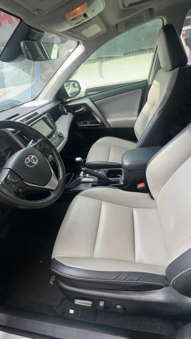 Photo 13 of 2018 Toyota Rav4 LTD for sale in Houston, TX