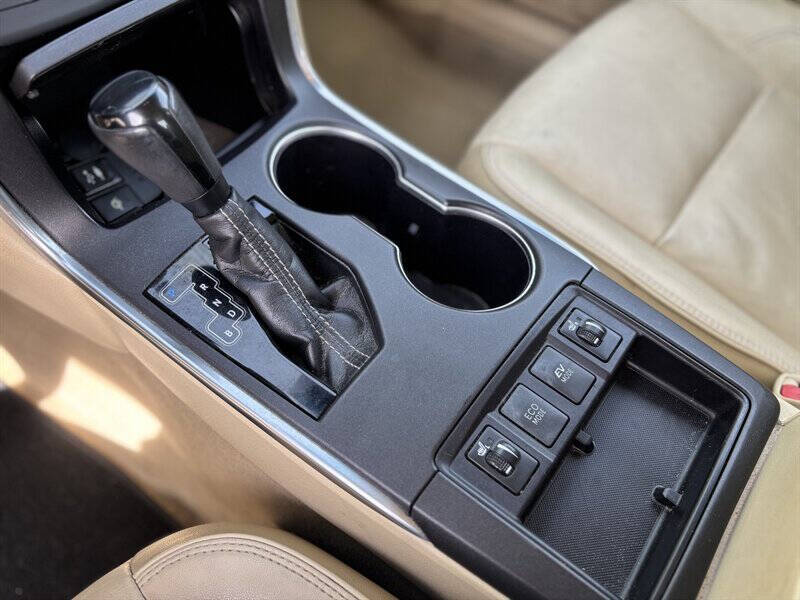 Photo 17 of 2017 Toyota Camry LE for sale in Cypress, TX