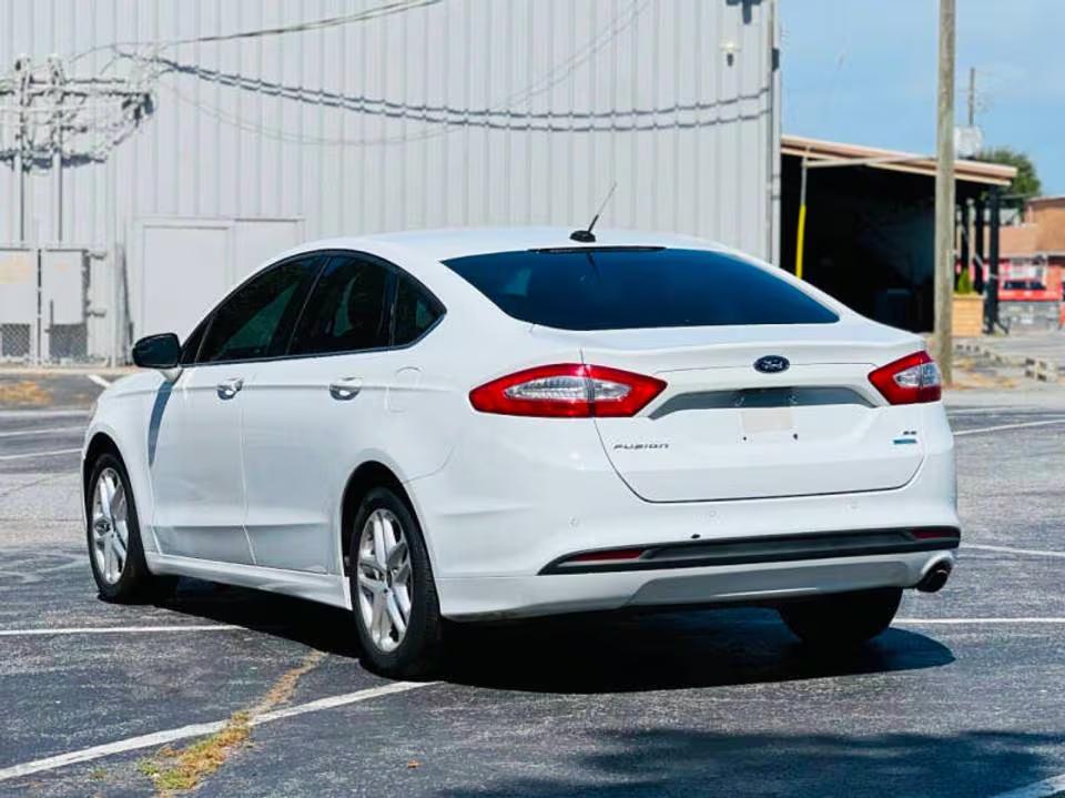 Photo 5 of 2016 Ford Fusion SE for sale in Houston, TX