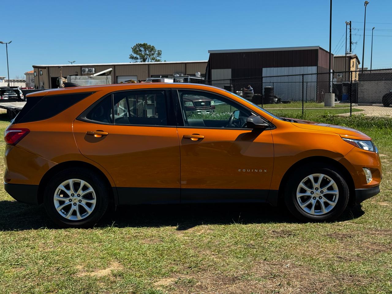 Photo 7 of 2018 Chevrolet Equinox LS for sale in Katy, TX