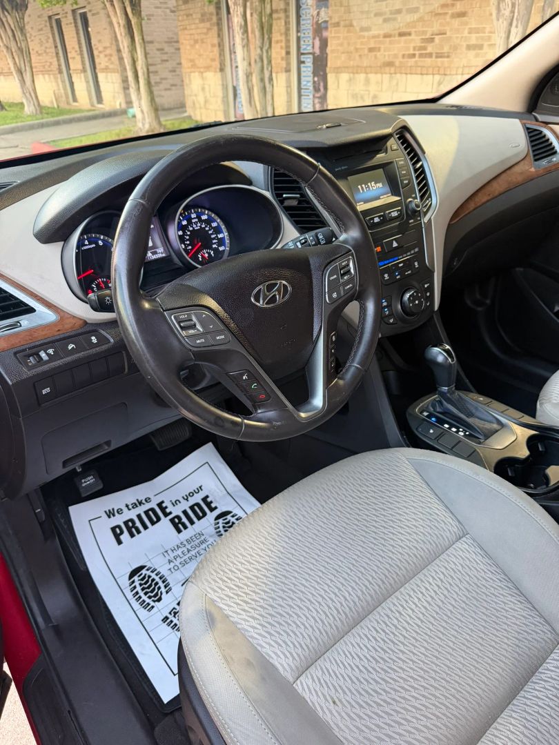 Photo 24 of 2014 Hyundai Santa Fe Gl for sale in Katy, TX