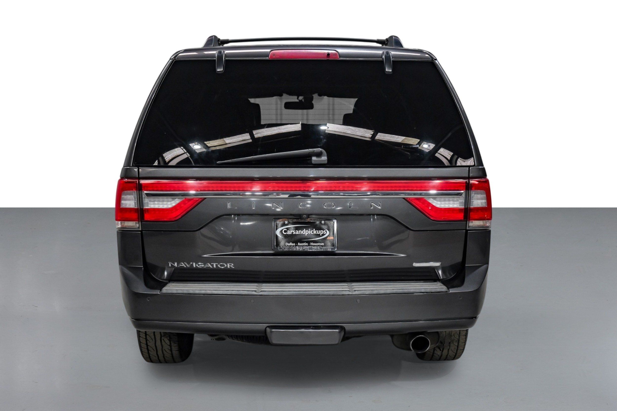 Photo 11 of 2016 Lincoln Navigator Select for sale in Katy, TX