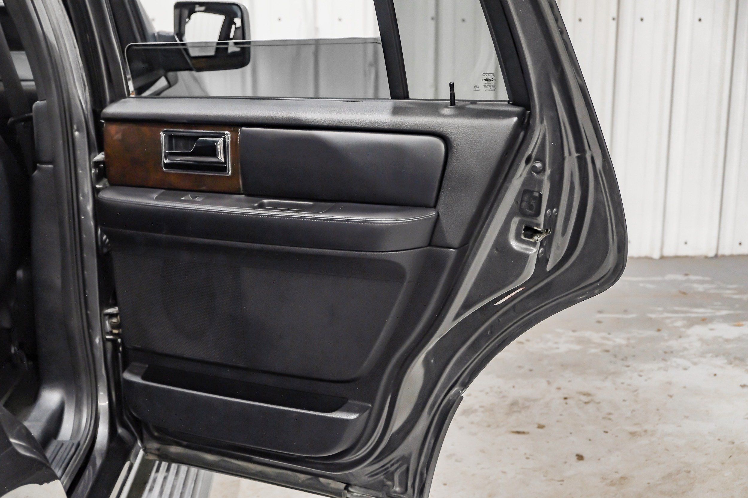 Photo 61 of 2016 Lincoln Navigator Select for sale in Katy, TX