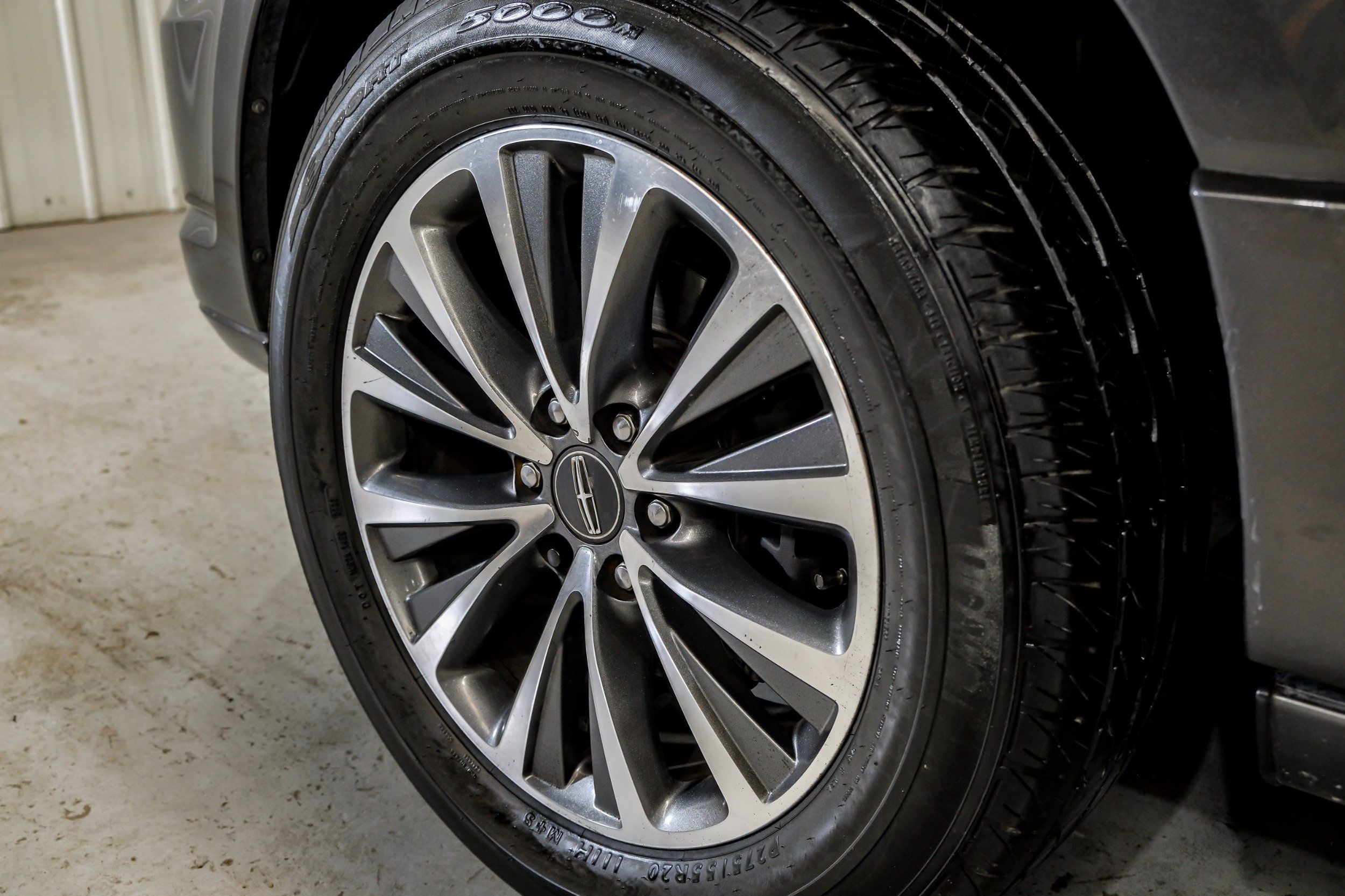 Photo 89 of 2016 Lincoln Navigator Select for sale in Katy, TX