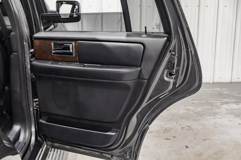 Photo 62 of 2016 Lincoln Navigator Select for sale in Katy, TX
