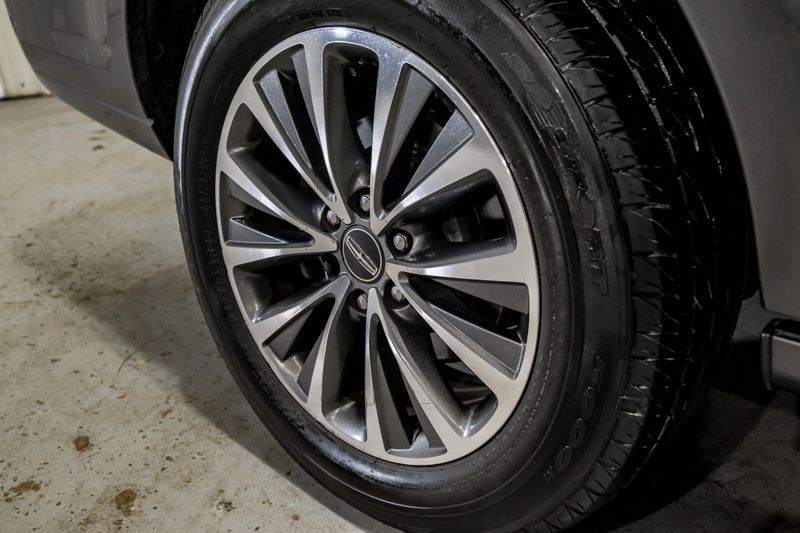 Photo 86 of 2016 Lincoln Navigator Select for sale in Katy, TX