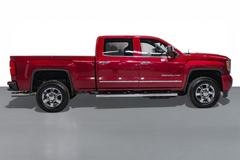 Photo 10 of 2018 GMC Sierra Denali for sale in Katy, TX