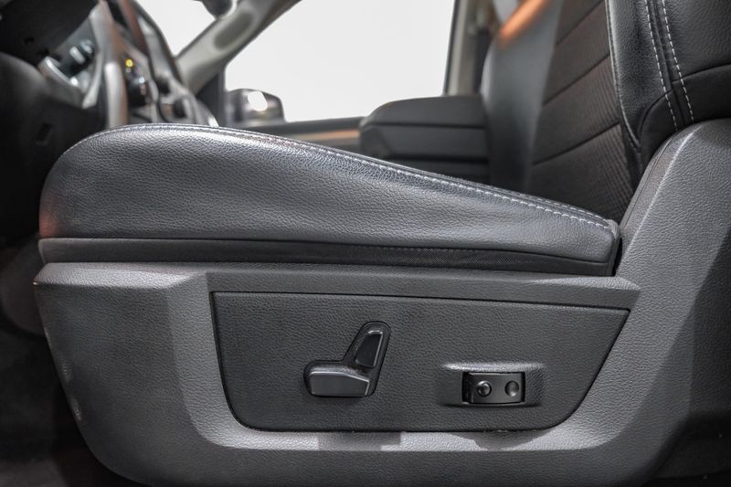 Photo 62 of 2017 Ram 1500 Ds for sale in Katy, TX