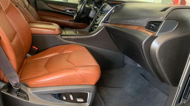 Photo 39 of 2016 Cadillac Escalade Premium for sale in Cypress, TX