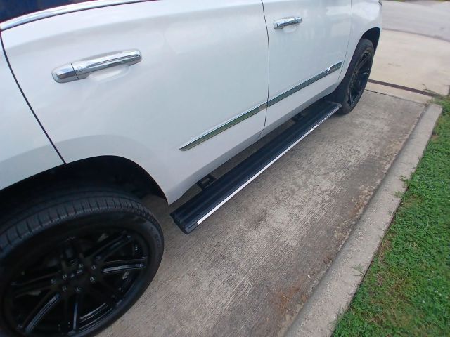 Photo 33 of 2019 Cadillac Escalade Premium for sale in Cypress, TX