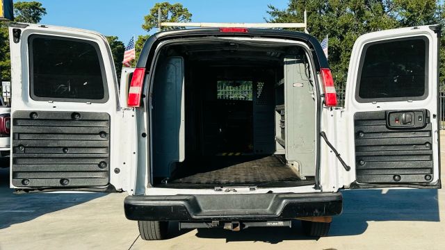 Photo 9 of 2017 GMC Savana 2500 for sale in Cypress, TX