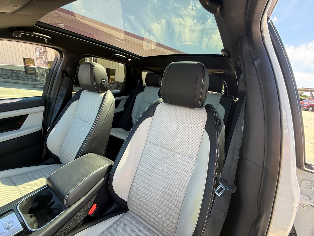 Photo 22 of 2020 Land Rover Discovery Sport SE for sale in Houston, TX