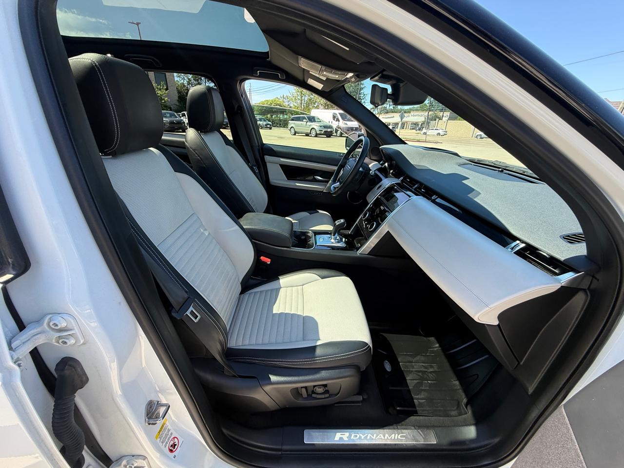Photo 32 of 2020 Land Rover Discovery Sport SE for sale in Houston, TX