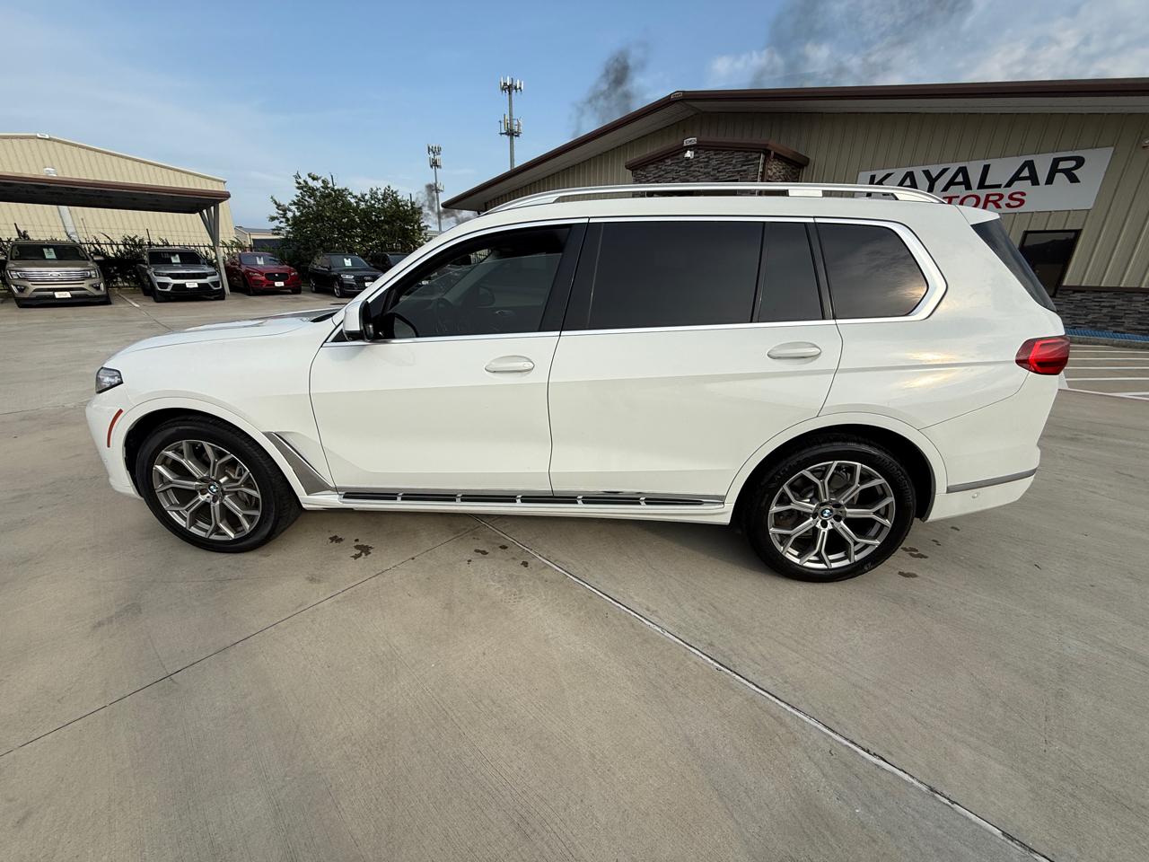 Photo 5 of 2020 BMW X7 Xdrive40i for sale in Houston, TX