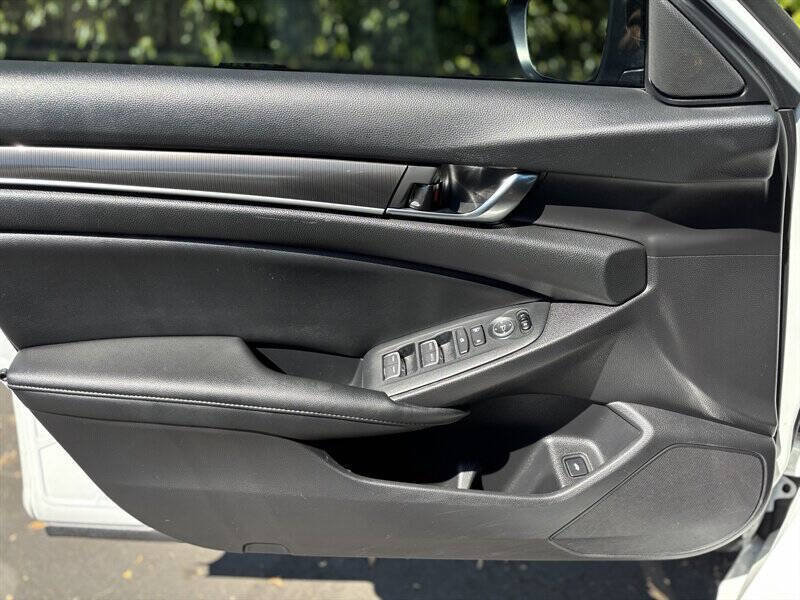Photo 17 of 2022 Honda Accord Sport for sale in Cypress, TX