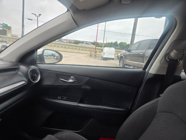 Photo 9 of 2021 Kia Forte Fe, for sale in Houston, TX
