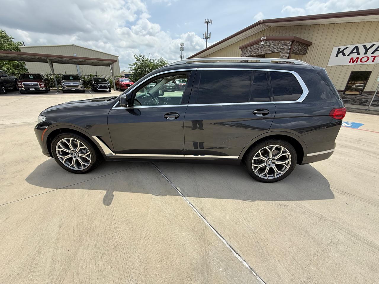 Photo 6 of 2020 BMW X7 Xdrive40i for sale in Houston, TX