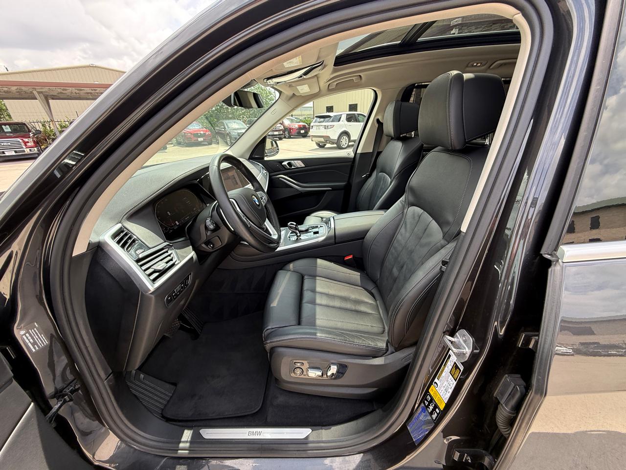 Photo 16 of 2020 BMW X7 Xdrive40i for sale in Houston, TX