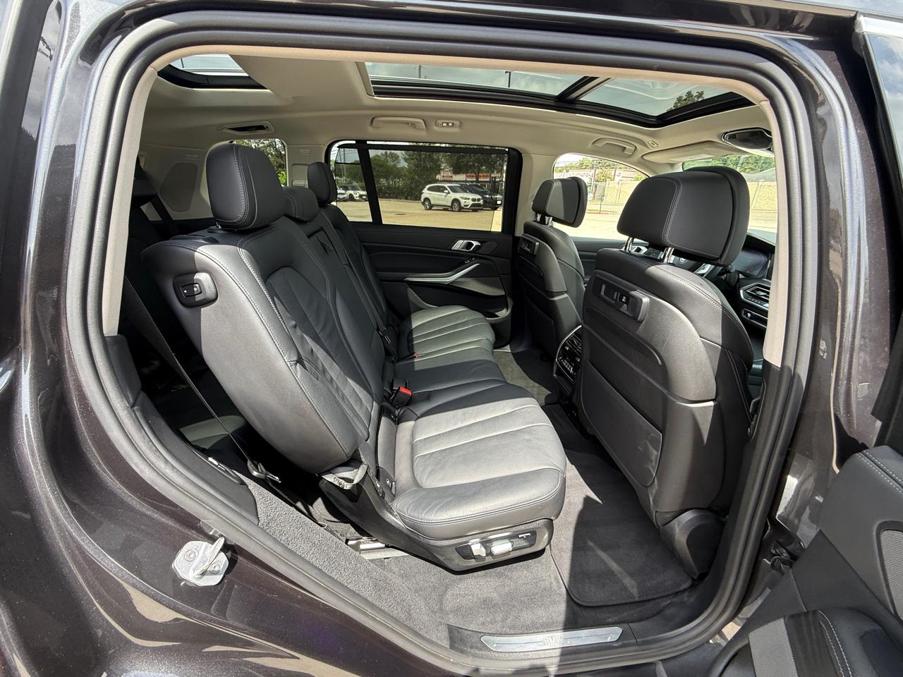 Photo 28 of 2020 BMW X7 Xdrive40i for sale in Houston, TX