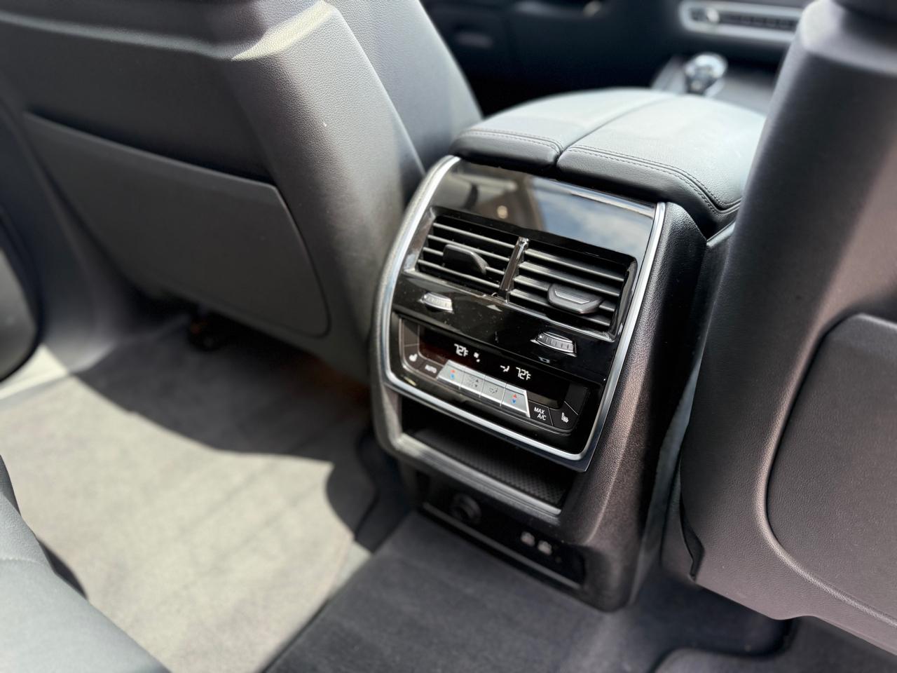 Photo 30 of 2020 BMW X7 Xdrive40i for sale in Houston, TX