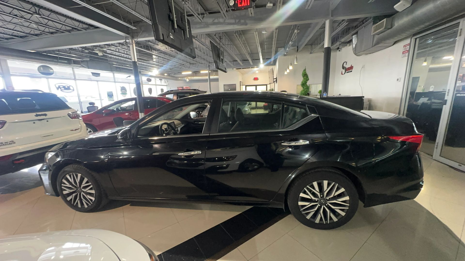 Photo 6 of 2023 Nissan Altima SV for sale in Houston, TX