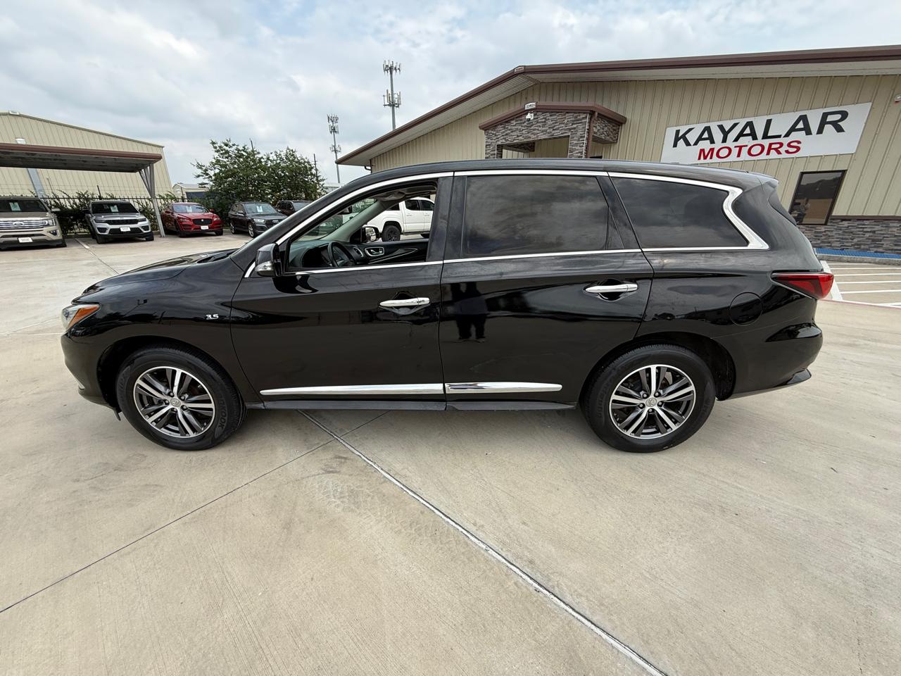 Photo 3 of 2018 Infiniti Qx60 Wagon for sale in Houston, TX