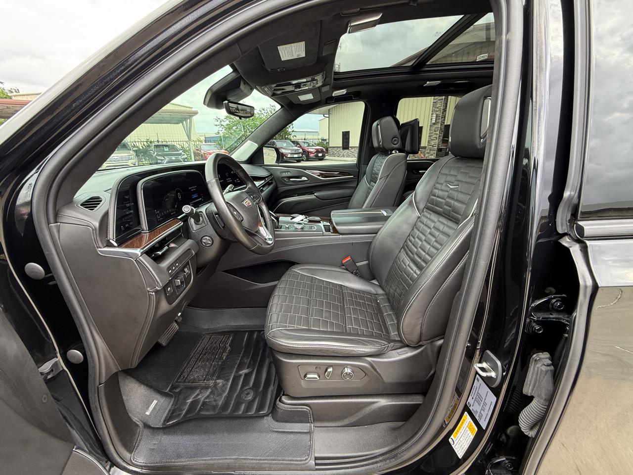 Photo 15 of 2023 Cadillac Escalade Sport for sale in Houston, TX