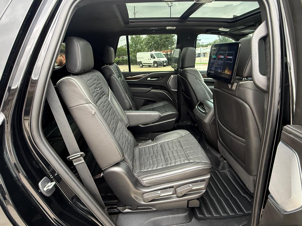 Photo 31 of 2023 Cadillac Escalade Sport for sale in Houston, TX