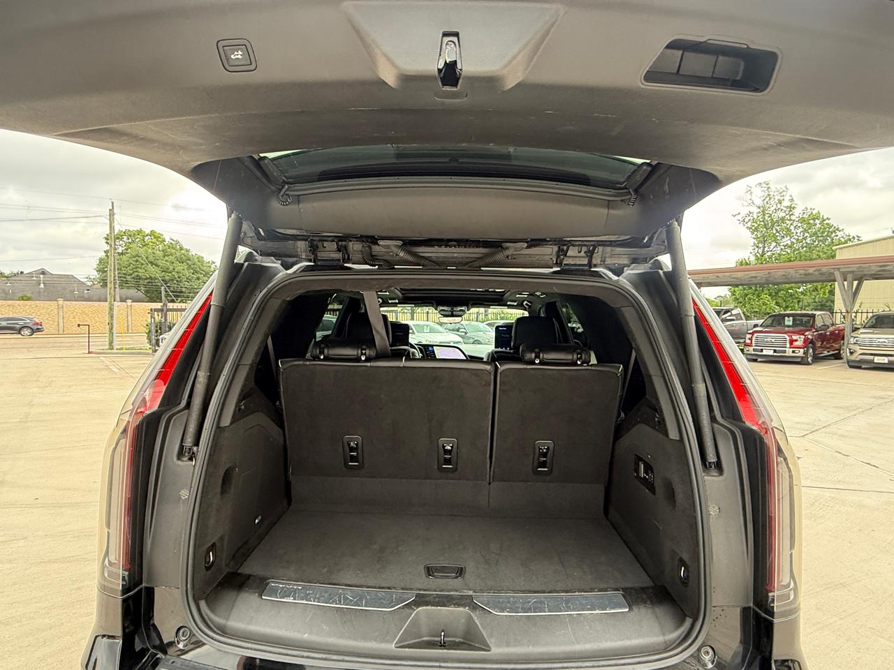 Photo 37 of 2023 Cadillac Escalade Sport for sale in Houston, TX