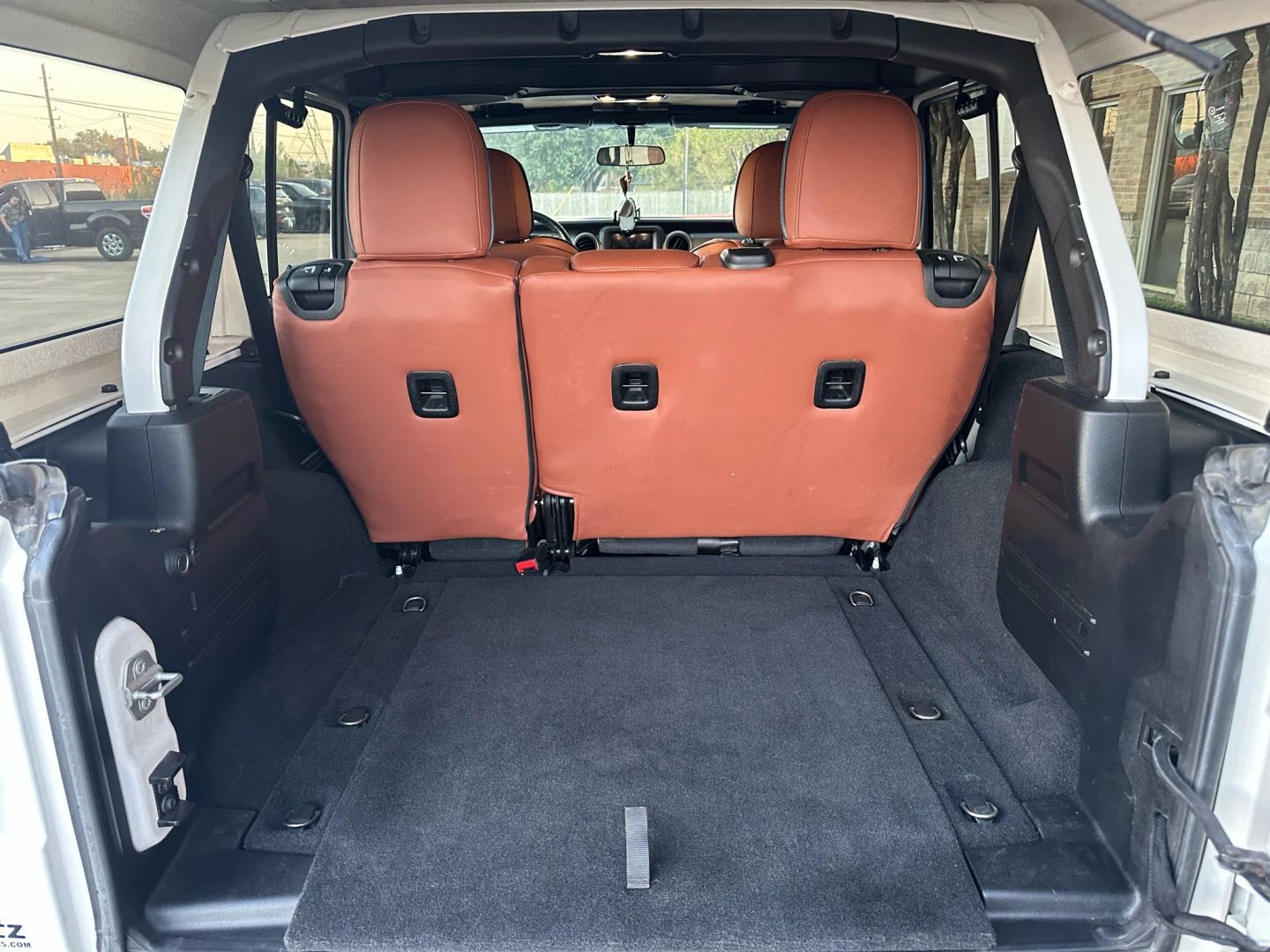 Photo 15 of 2020 Jeep Wrangler Unlimited for sale in Katy, TX