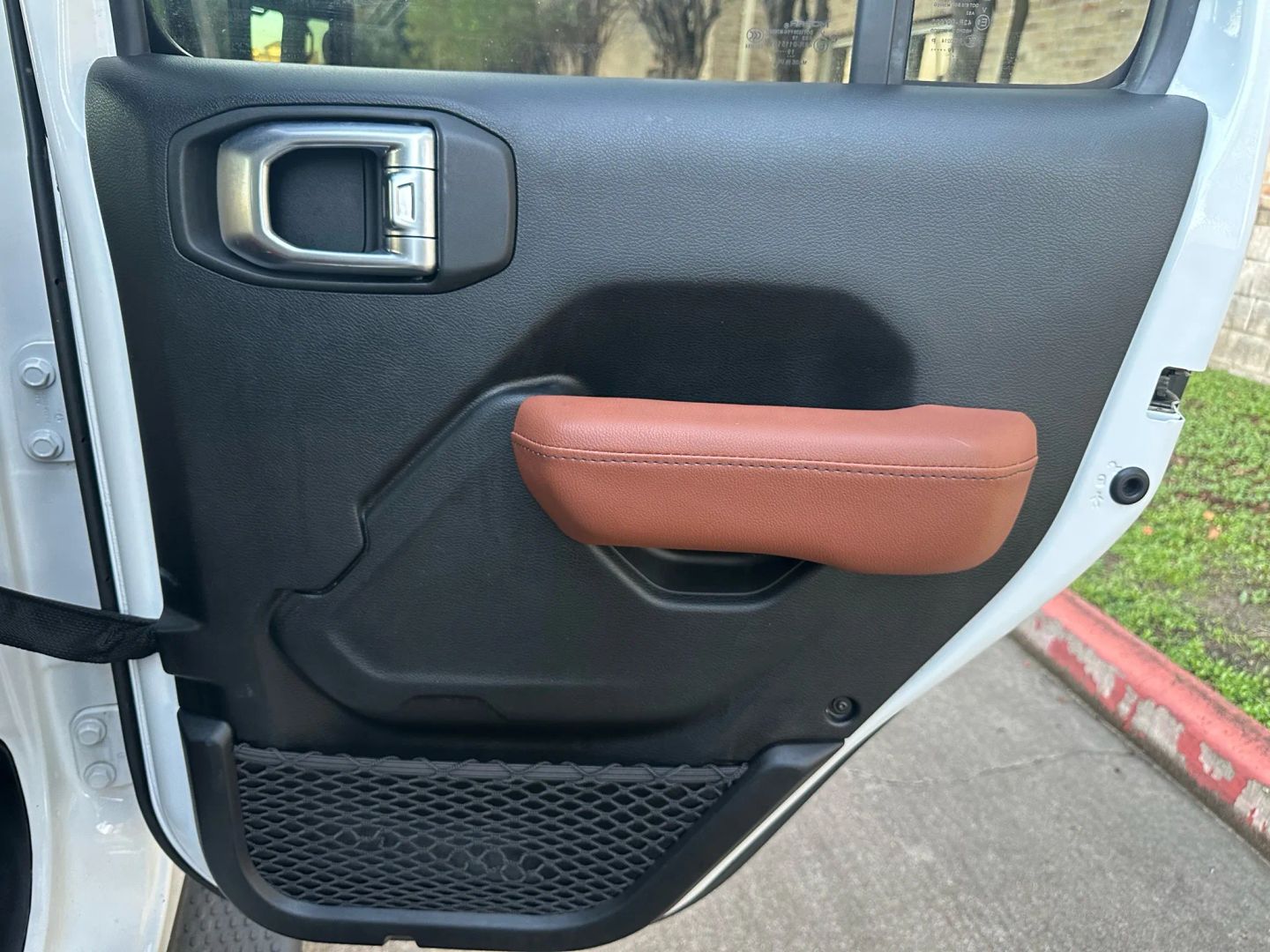 Photo 16 of 2020 Jeep Wrangler Unlimited for sale in Katy, TX