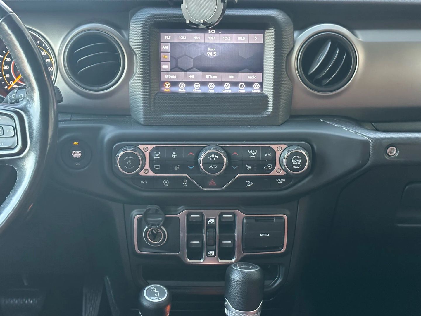 Photo 26 of 2020 Jeep Wrangler Unlimited for sale in Katy, TX